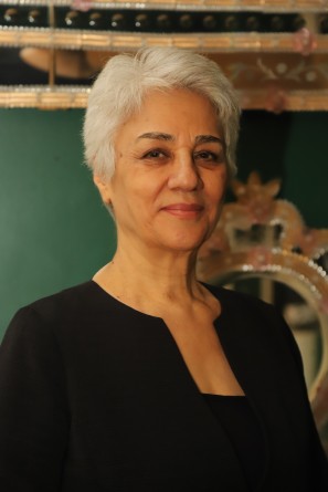 Portraitfoto von Farah Ossouli