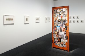 Die Abbildung zeigt eine Ausstellungsansicht aus der Schau "Ruth Marten" 